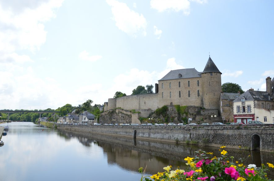 Musée du Château de Mayenne, France